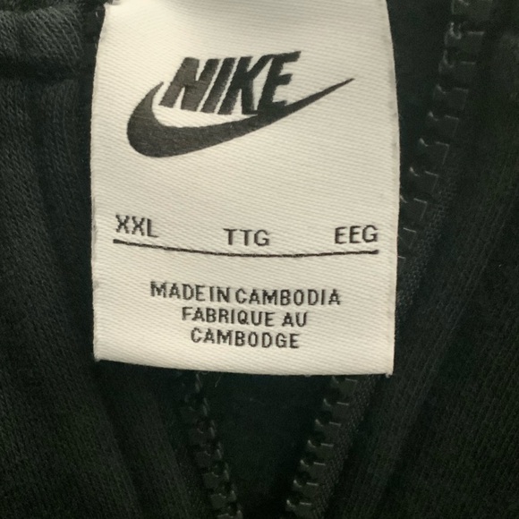 Nike Men's Black Zip-Up Sweater - Picture 6 of 11